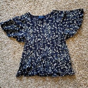 Lucky Brand flutter sleeve top